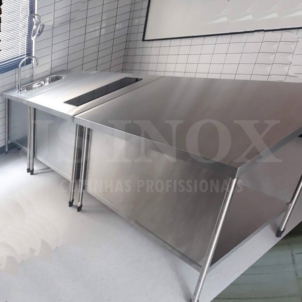 Mesas e Bancadas 9.png